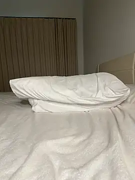MyLoveEllen stripchat live cam model
