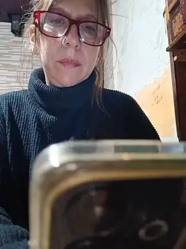 cari75 stripchat live cam model