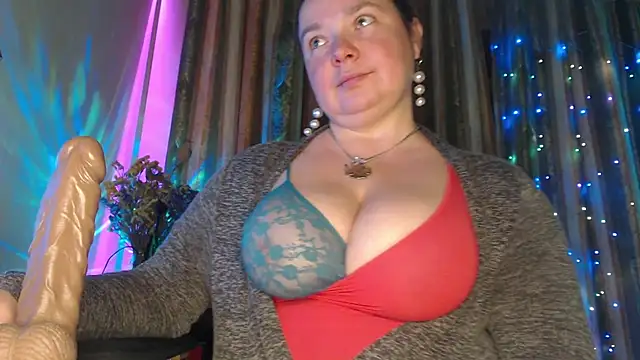 amorelara stripchat live cam model