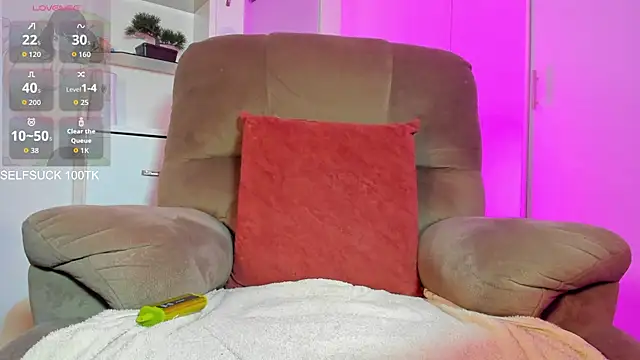 selfsuckqueen_ stripchat live cam model