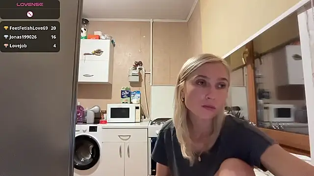 AngelJeni stripchat live cam model