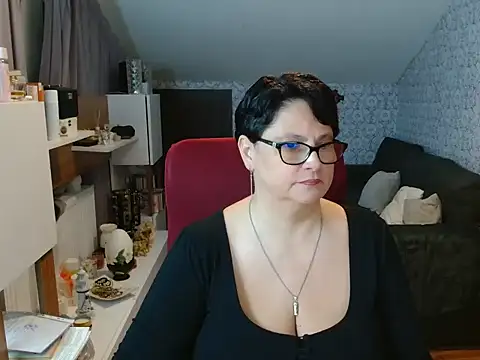 CallmeHellen4you stripchat live cam model