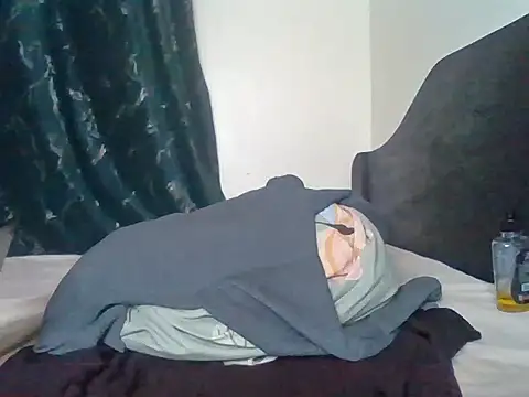 fynfunn stripchat live cam model