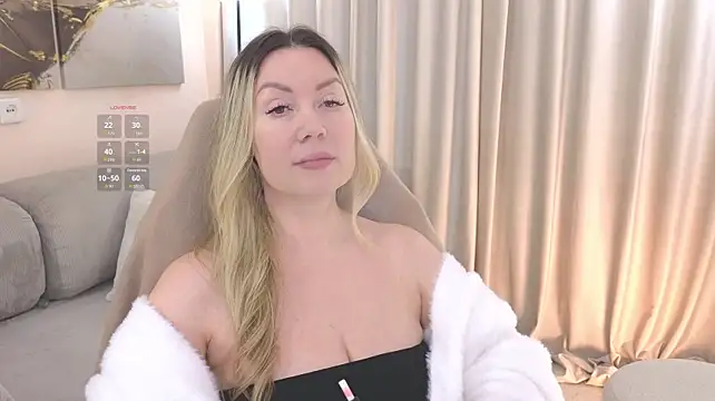 ElleHerry1 stripchat live cam model
