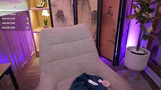 AmaiaMoretti stripchat live cam model