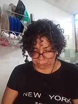 Pupi-Lanegra stripchat live cam model