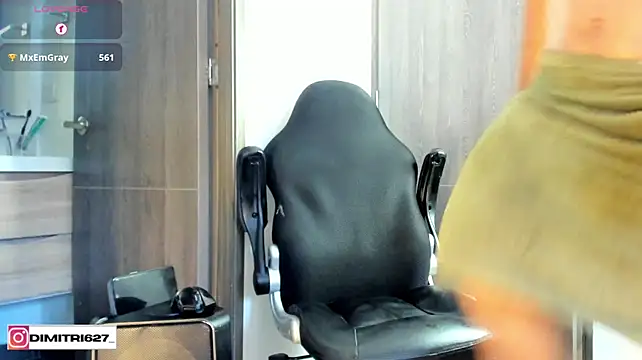 Dimitri_Bass stripchat live cam model