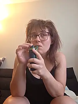 Ashloves_ stripchat live cam model