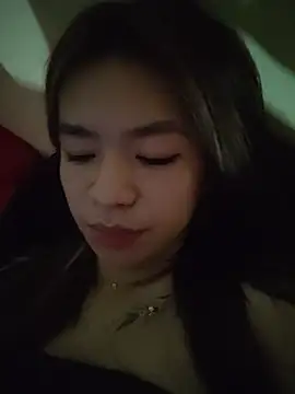 Luna_Moonfang stripchat live cam model
