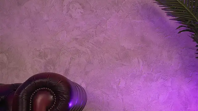 ValentinaMonroee stripchat live cam model
