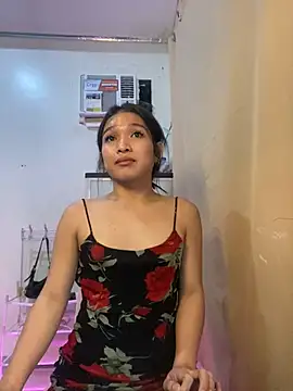 lovely_bunnyy stripchat live cam model