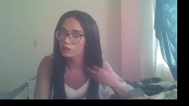 horny_brii stripchat live cam model