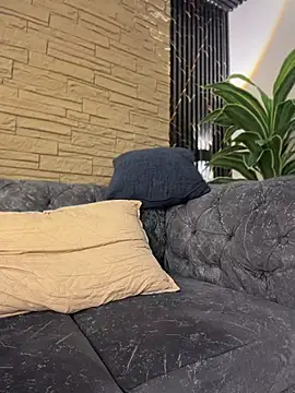Lander_Cruz stripchat live cam model