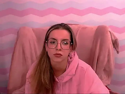 AliceLovelyX stripchat live cam model