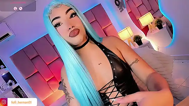 Sofi_hdz stripchat live cam model