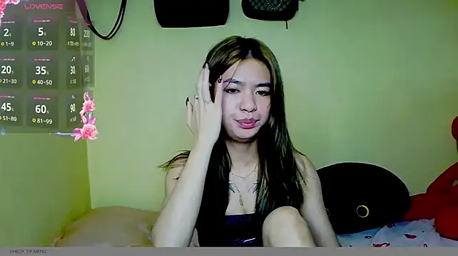 Luna_Moonfang stripchat live cam model