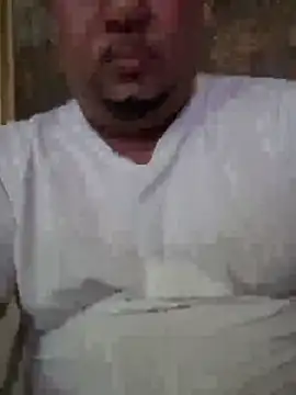 bigtio11 stripchat live cam model