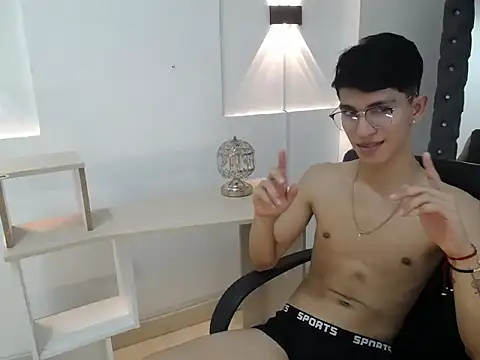 Nicolas_Rosenthal stripchat live cam model
