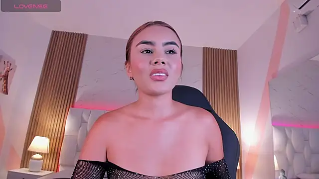 brittany_pearl stripchat live cam model