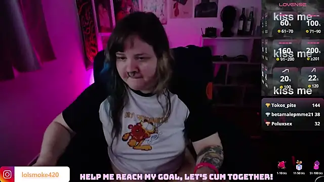 Bdsm_and_fries stripchat live cam model