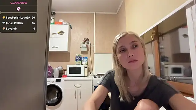 AngelJeni stripchat live cam model