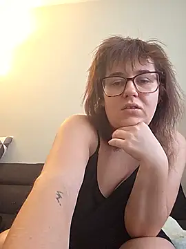 Ashloves_ stripchat live cam model