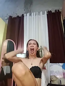 urlatinagoddes4uxxx stripchat live cam model