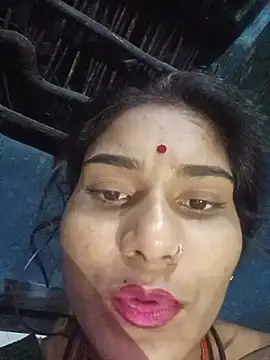 Pooja_hut stripchat live cam model