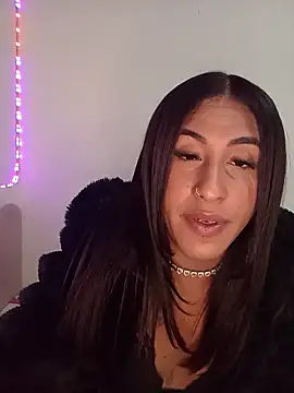 Lohaynne stripchat live cam model