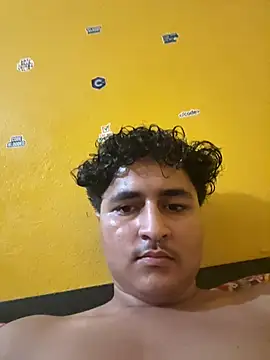 cannonWithMuscles stripchat live cam model