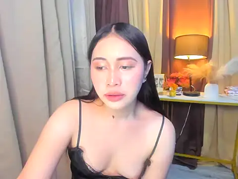 aliah_finly stripchat live cam model