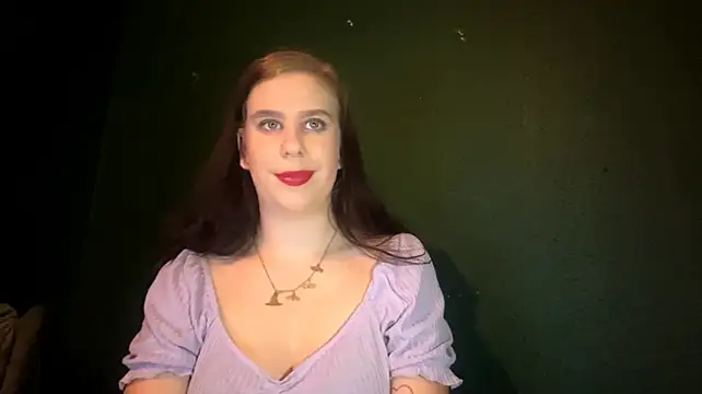 MayaKiss stripchat live cam model