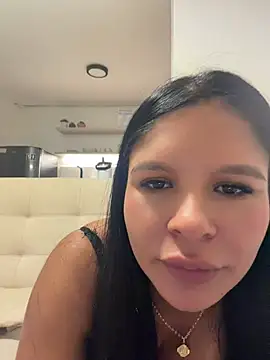 Elara_Luxe stripchat live cam model