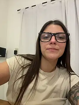 lilylovelesss stripchat live cam model