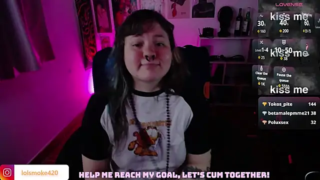 Bdsm_and_fries stripchat live cam model