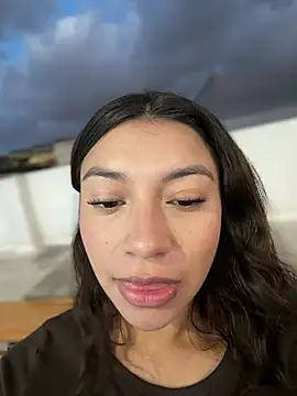 CocoaGigiMuse stripchat live cam model