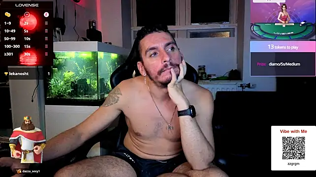 Rayzel_White stripchat live cam model