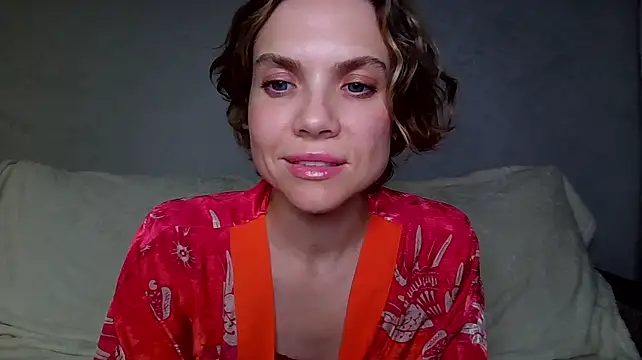 NatalieMoses stripchat live cam model