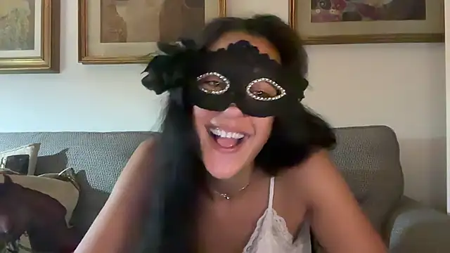 LasolitaAuri stripchat live cam model