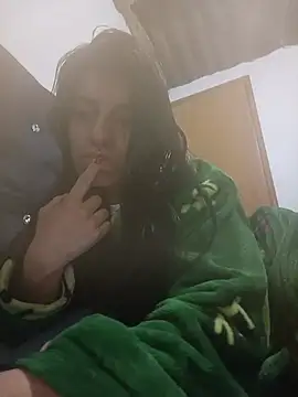 Ariell_Kieran stripchat live cam model