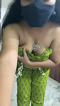 Tamil_Azhagie stripchat live cam model