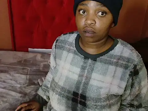 African_Busty stripchat live cam model