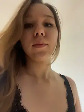 AuroraAtkins stripchat live cam model