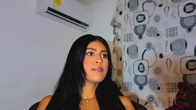 Julieta_turner stripchat live cam model