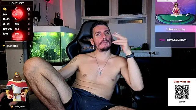 Rayzel_White stripchat live cam model