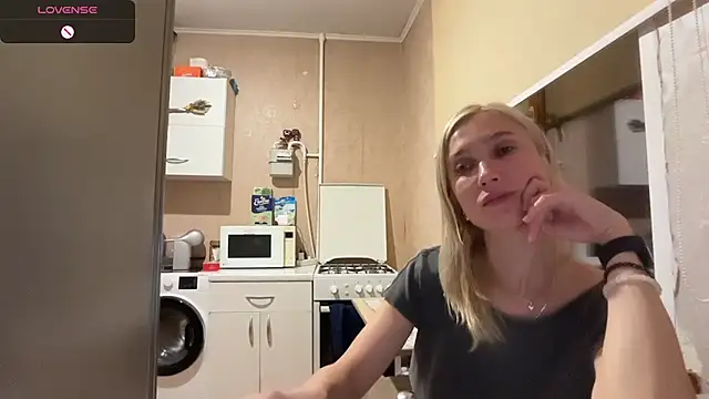 AngelJeni stripchat live cam model