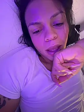 Charly_ stripchat live cam model