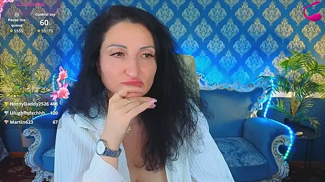 MissRossi stripchat live cam model