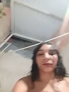 chikivivi- stripchat live cam model