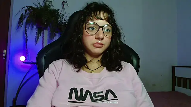 myamillor stripchat live cam model